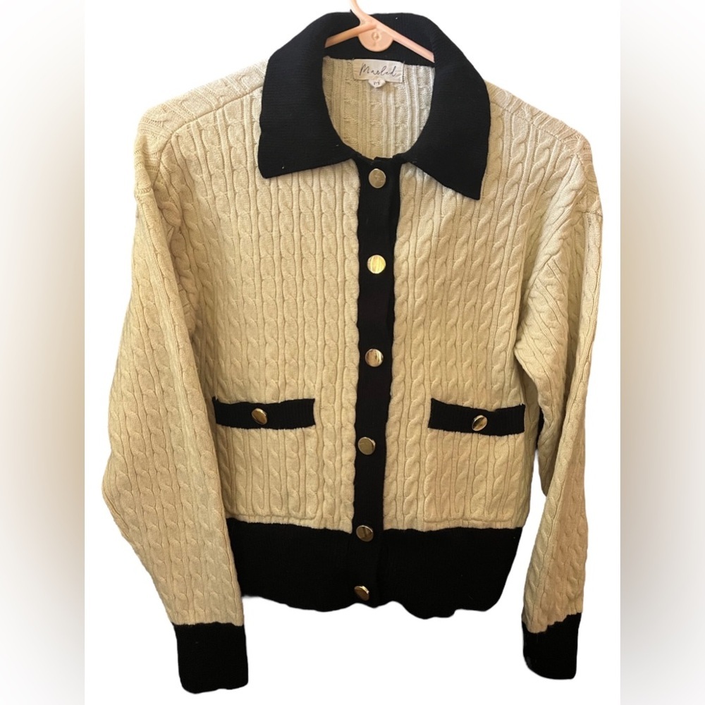 *Marled Cream and Black Long Sleeve Cable Knit Cardigan Medium